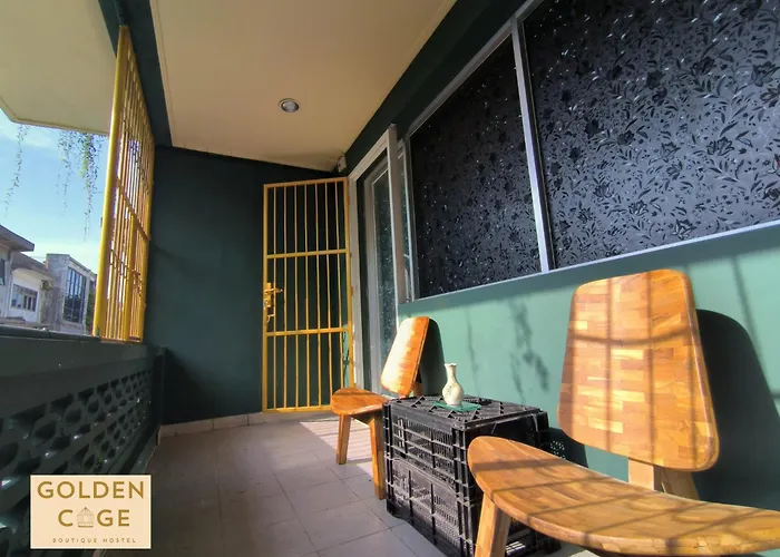 Golden Cage Heritage *