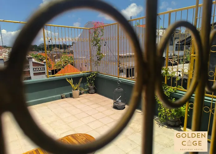 Ostello Golden Cage Heritage